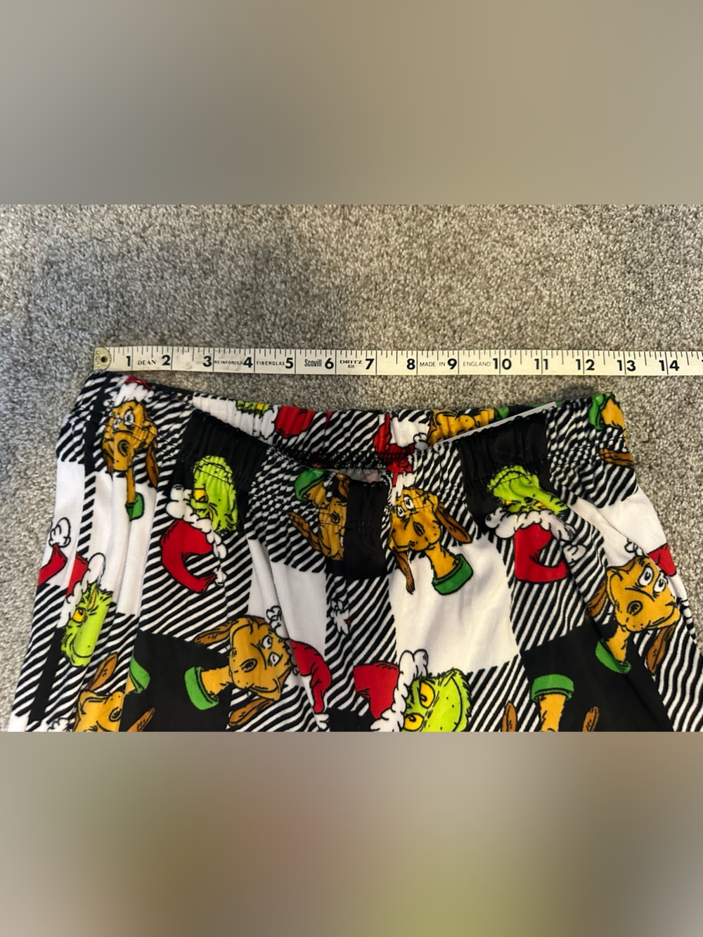 'Merry Grinchmas' Black & Multi Pajama Set NWT  Size XS - Picture 8 of 9